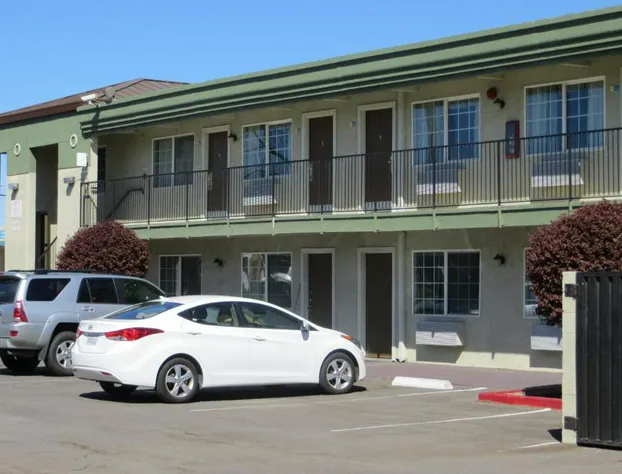 American Inn hotel detail image 3