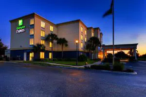 Holiday Inn Express Hotel and Suites Arcadia by IHG hotel hero