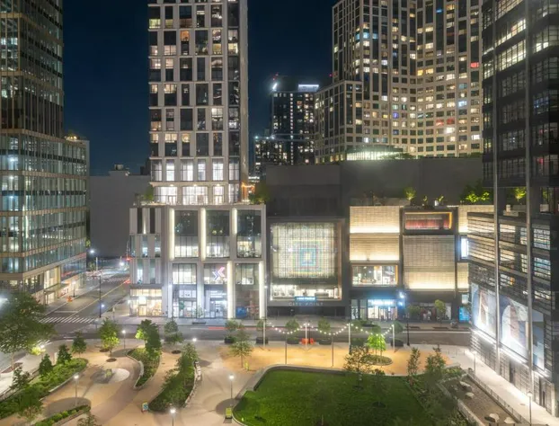 Aloft New York Brooklyn hotel detail image 3