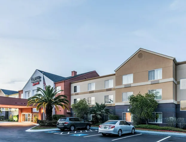 Fairfield Inn By Marriott Savannah I-95 South hotel detail image 1