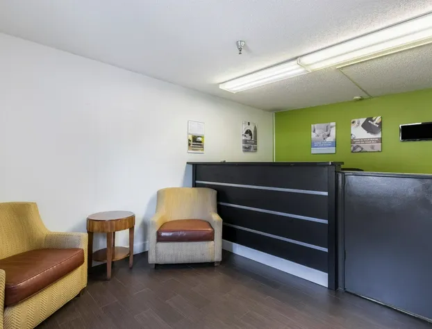 Studio 6 Statesboro, GA hotel detail image 4