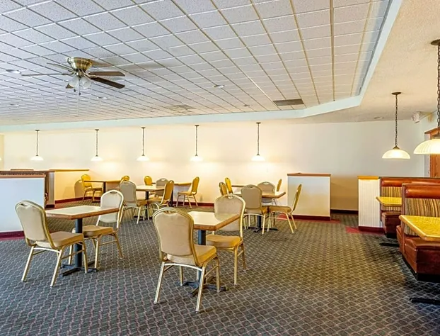 Suburban Studios hotel detail image 3