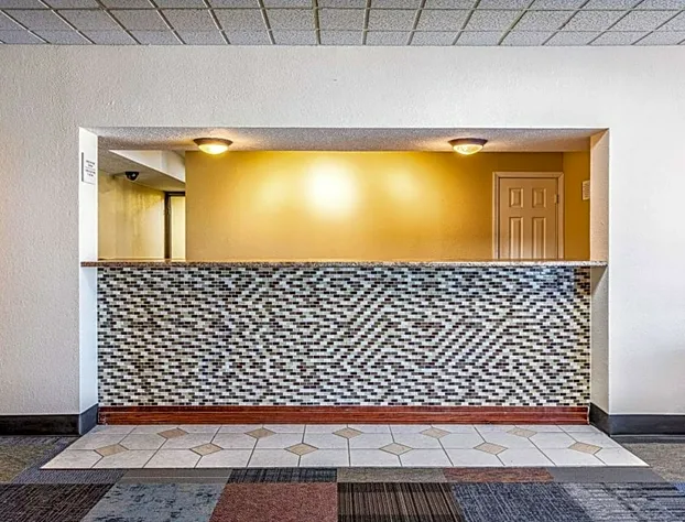 Suburban Studios hotel detail image 2