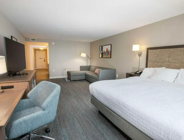 Hampton Inn & Suites Cincinnati / Kenwood hotel detail image 2