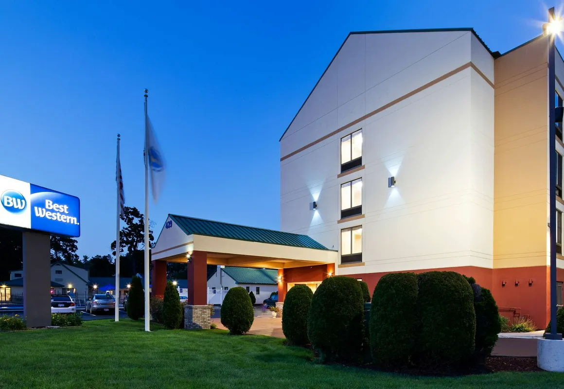 Best Western Springfield West Inn hotel hero