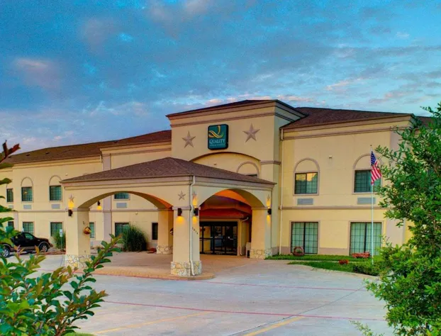 Quality Inn & Suites Glen Rose hotel detail image 2