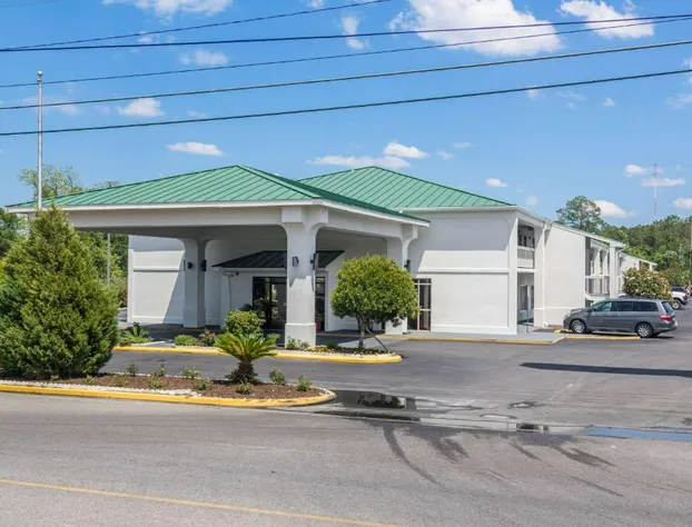 Motel 6 Waycross GA hotel detail image 2