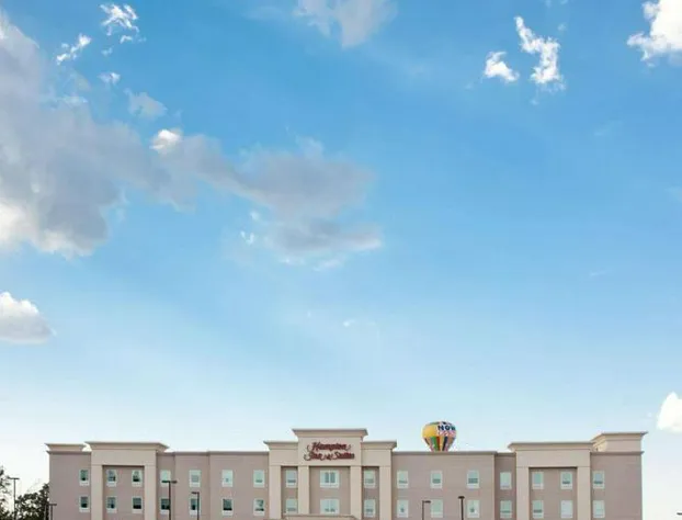 Hampton Inn & Suites Denison hotel detail image 2