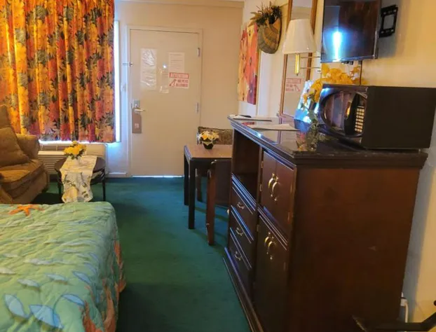 Express Inn and Suites hotel detail image 3