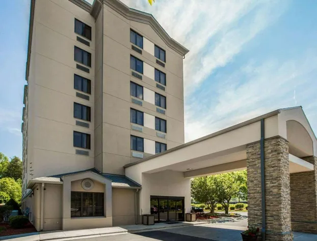 Sleep Inn Greensboro Airport hotel detail image 1