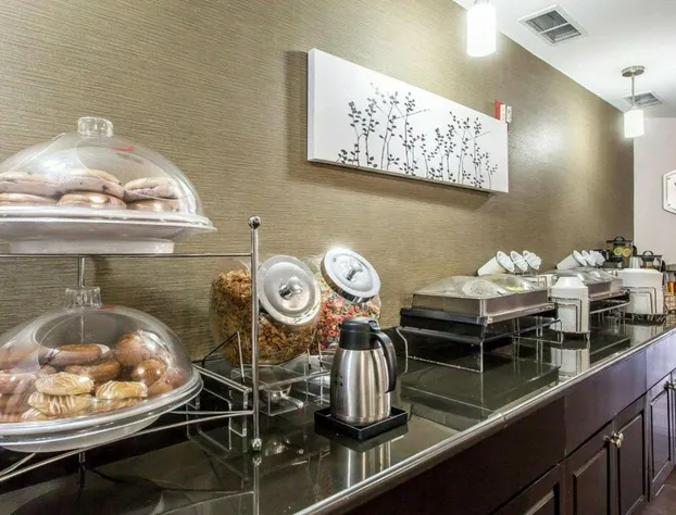 Sleep Inn & Suites Near I-90 and Ashtabula hotel detail image 4