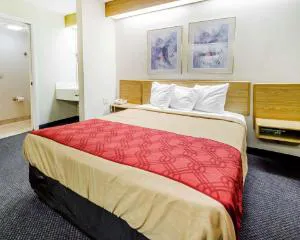 Econo Lodge London North hotel detail image 1