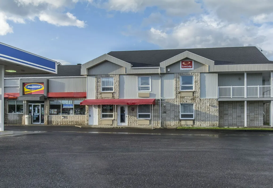 Econo Lodge Temiscouata Sur Le Lac hotel hero