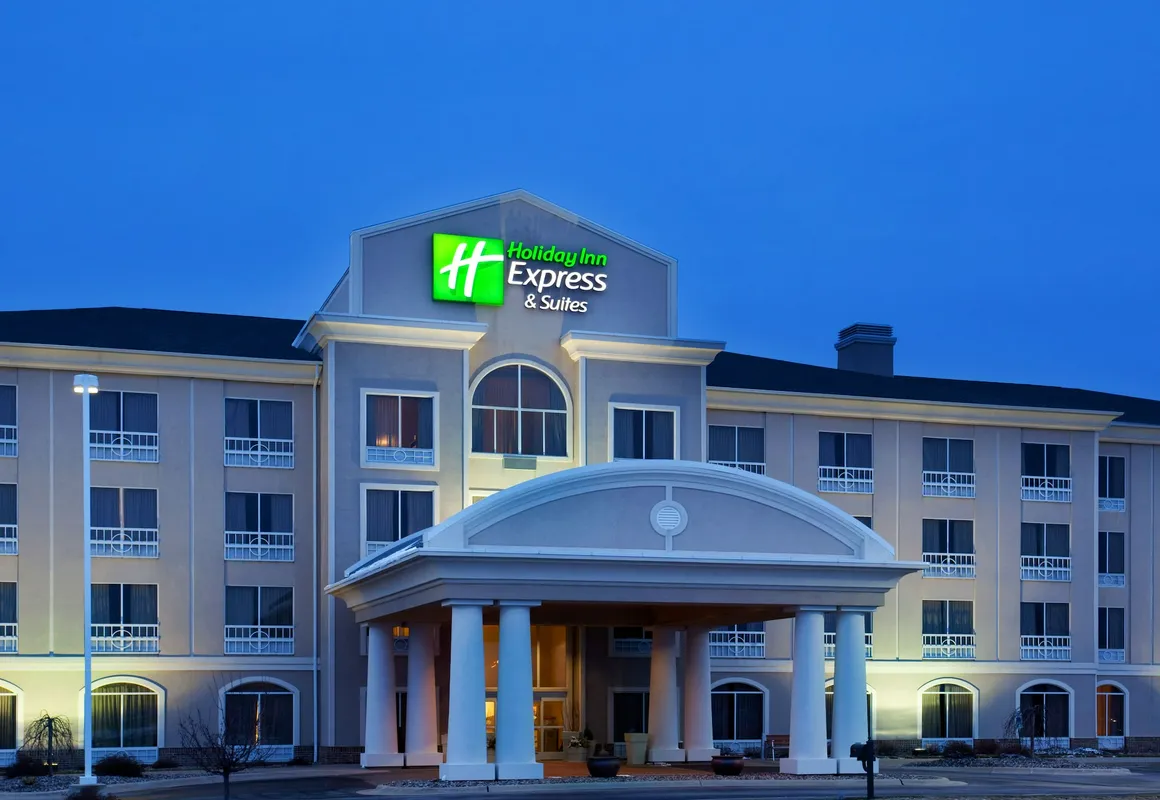Holiday Inn Express Hotel & Suites Rockford-Loves Park by IHG hotel hero