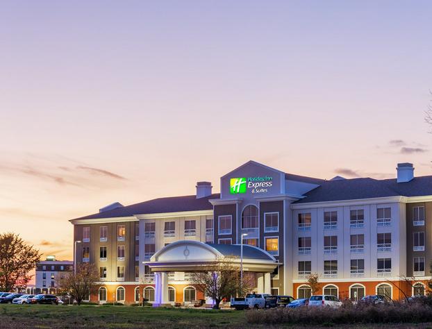 Holiday Inn Express Hotel & Suites Rockford-Loves Park by IHG hotel detail image 2