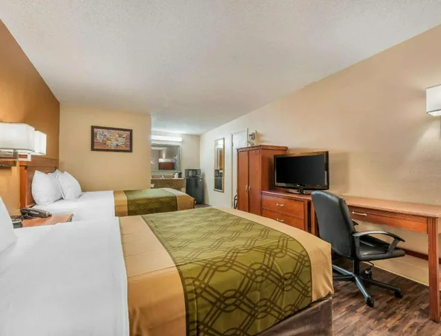Econo Lodge Louisville Downtown hotel detail image 4