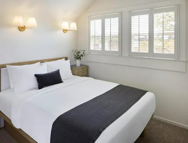 Maison Fleurie, A Four Sisters Inn hotel detail image 2