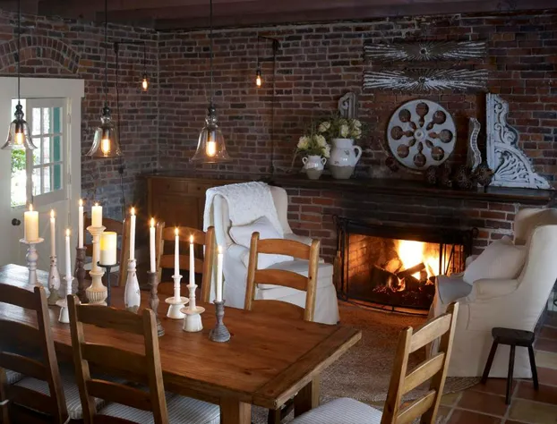 Maison Fleurie, A Four Sisters Inn hotel detail image 2