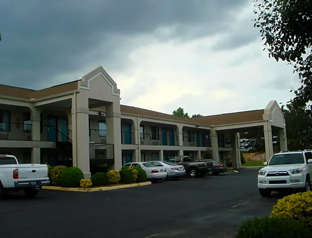 Key West Inn - Roanoke hotel detail image 2