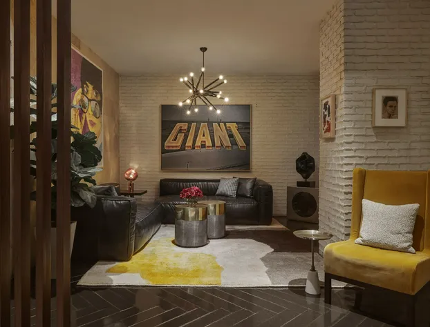 SIXTY Beverly Hills hotel detail image 1