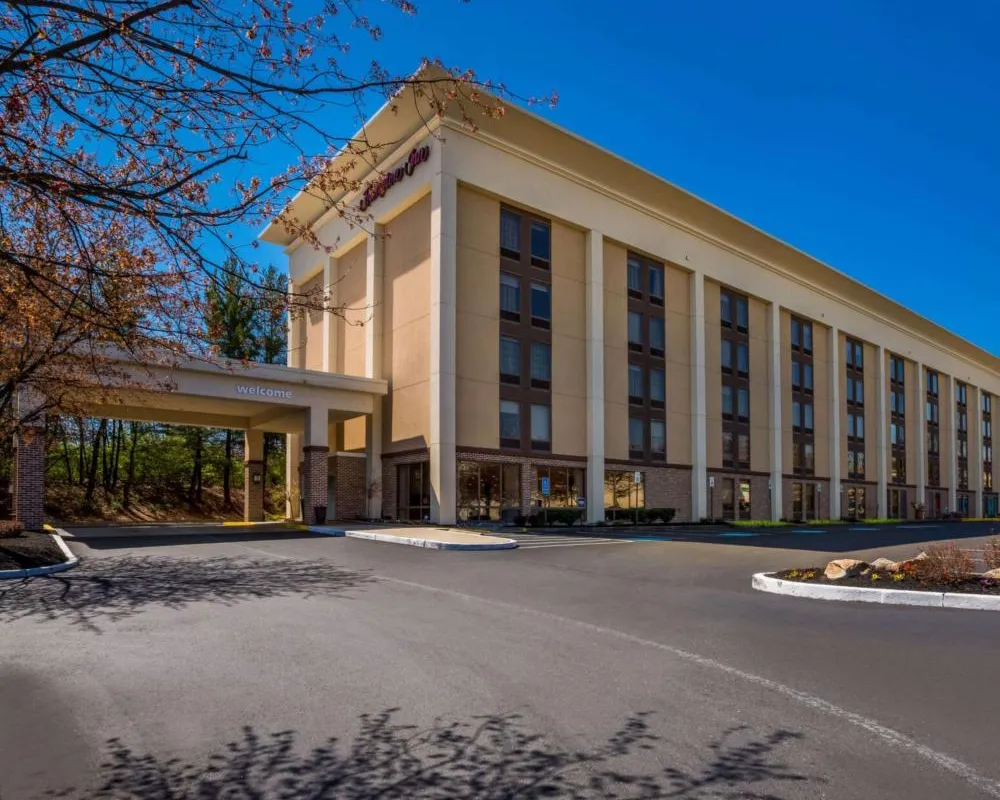 Hampton Inn by Hilton Philadelphia / Willow Grove hotel hero