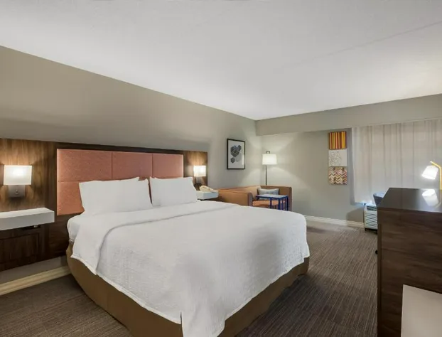 Hampton Inn by Hilton Philadelphia / Willow Grove hotel detail image 4