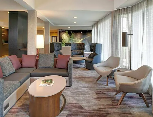 Courtyard by Marriott Louisville East hotel detail image 3