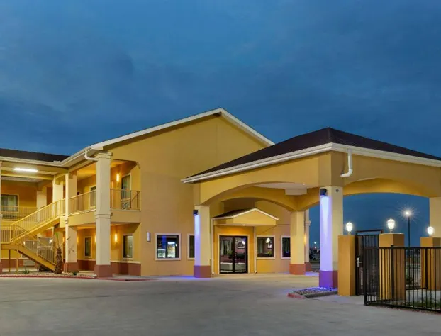 Days Inn by Wyndham Odessa hotel detail image 1