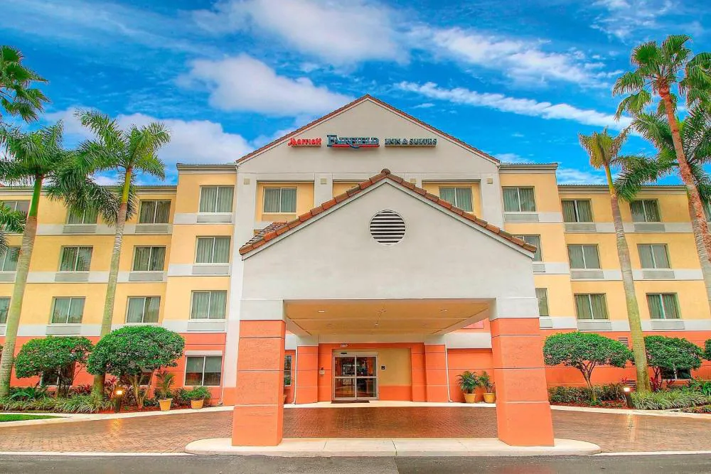 Fairfield Inn and Suites by Marriott Jupiter hotel hero