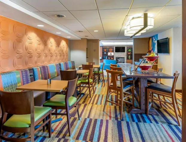 Fairfield by Marriott Inn & Suites Portland Maine Airport hotel detail image 4