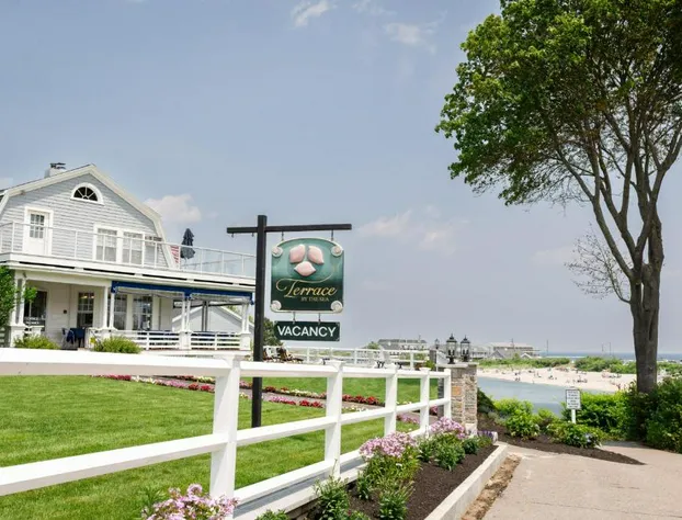 Terrace by the Sea hotel detail image 2
