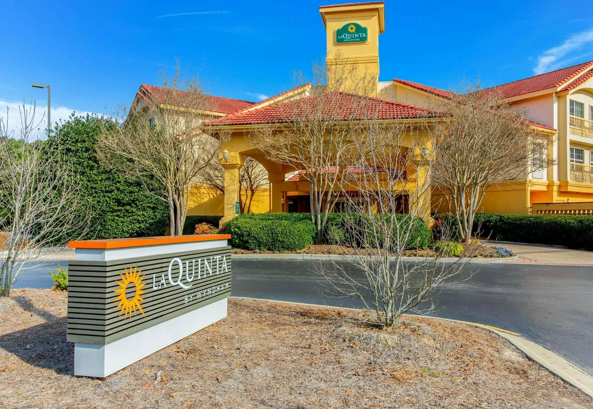 La Quinta Inn & Suites by Wyndham Raleigh Durham Intl AP hotel hero