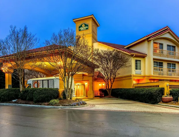 La Quinta Inn & Suites by Wyndham Raleigh Durham Intl AP hotel detail image 2