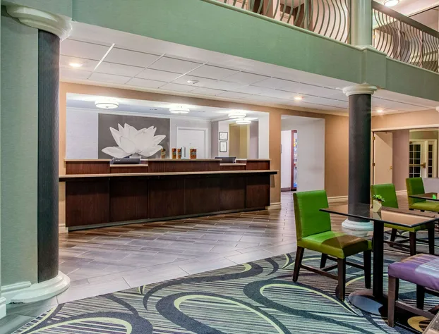 La Quinta Inn & Suites by Wyndham Raleigh Durham Intl AP hotel detail image 4