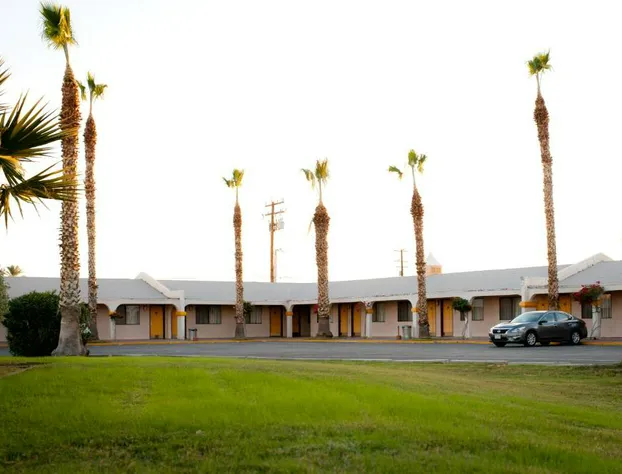 Emerald Inn & Lounge hotel detail image 3