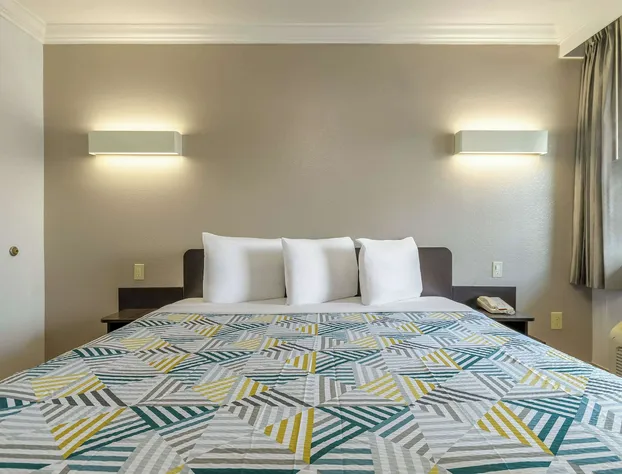 Motel 6 San Jose, CA - Convention Center hotel detail image 4