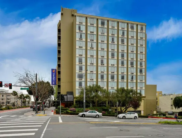 Comfort Inn by the Bay hotel detail image 3