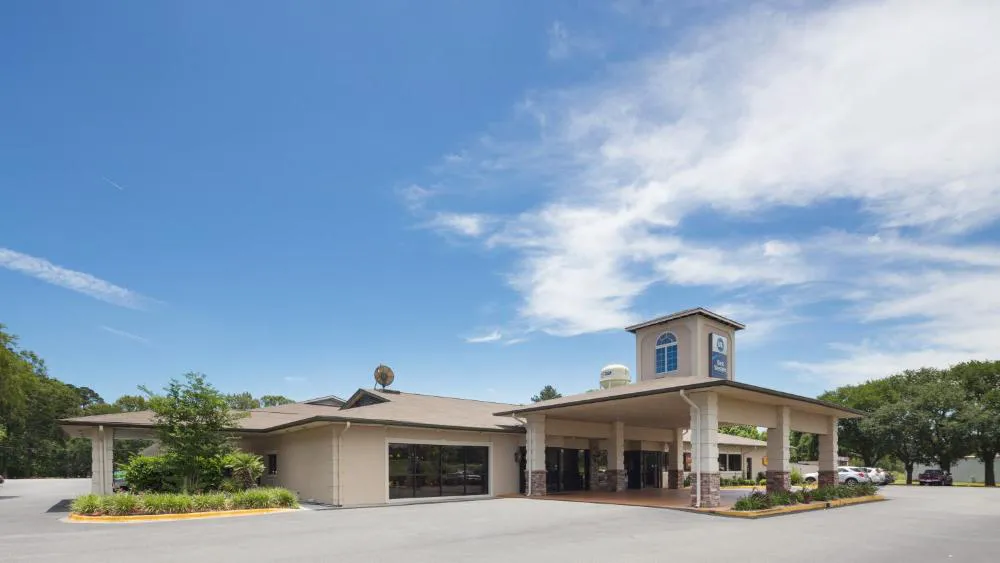 Best Western Point South hotel hero