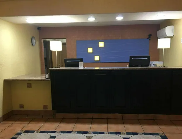 Ramada by Wyndham Santa Fe hotel detail image 2