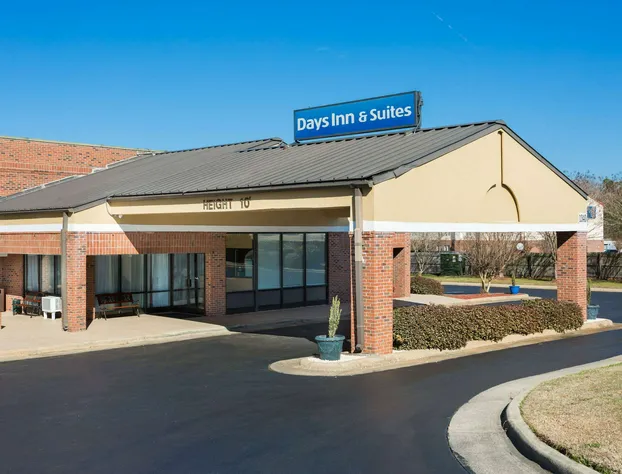 Days Inn & Suites by Wyndham Rocky Mount Golden East hotel detail image 2