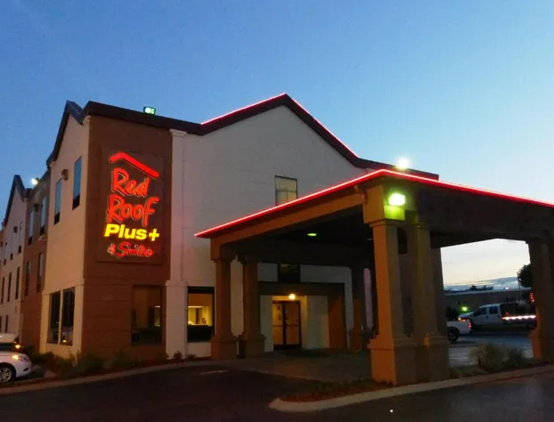 Red Roof Inn PLUS+ & Suites Chattanooga - Downtown hotel detail image 1