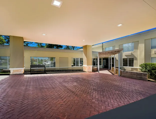 Comfort Inn Falls Church - Tysons Corner hotel detail image 1