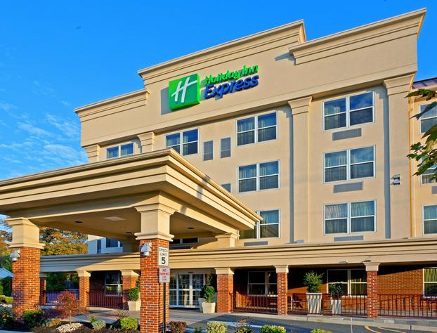 Holiday Inn Express Woodbridge by IHG hotel detail image 2