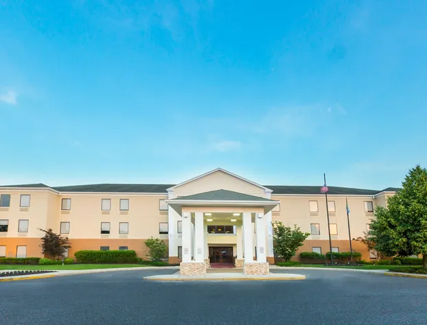 Holiday Inn Express Hotel & Suites Mt. Holly by IHG hotel detail image 1
