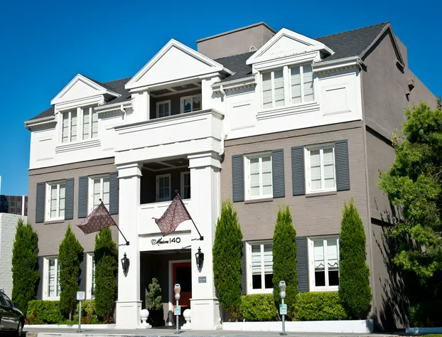 Maison 140 Beverly Hills hotel detail image 1