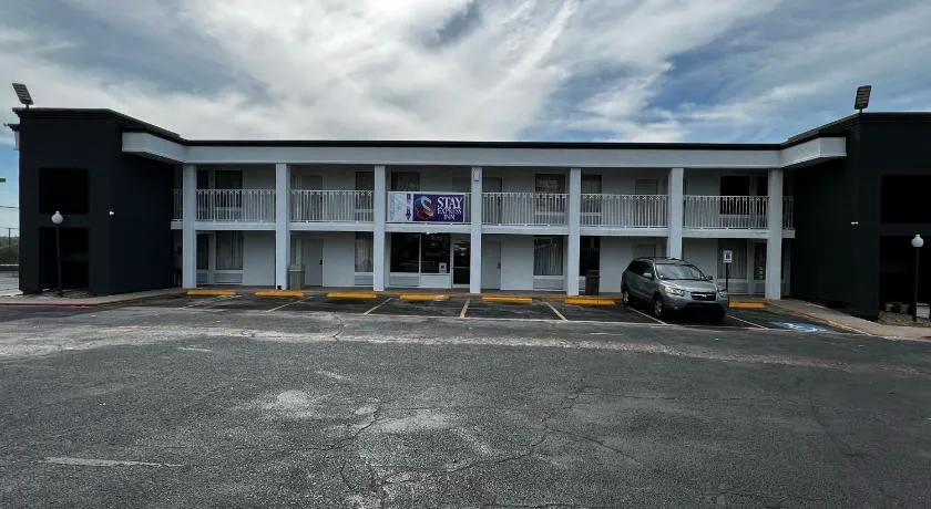 Studio 6 Fort Worth, TX – Downtown East hotel hero