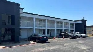 Studio 6 Fort Worth, TX – Downtown East hotel detail image 2