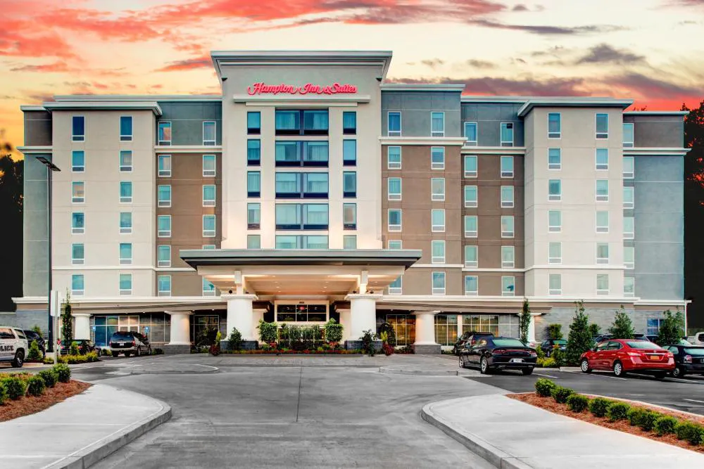 Hampton Inn & Suites by Hilton Atlanta Perimeter Dunwoody hotel hero