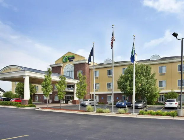 Holiday Inn Express Hotel & Suites Woodhaven by IHG hotel detail image 3