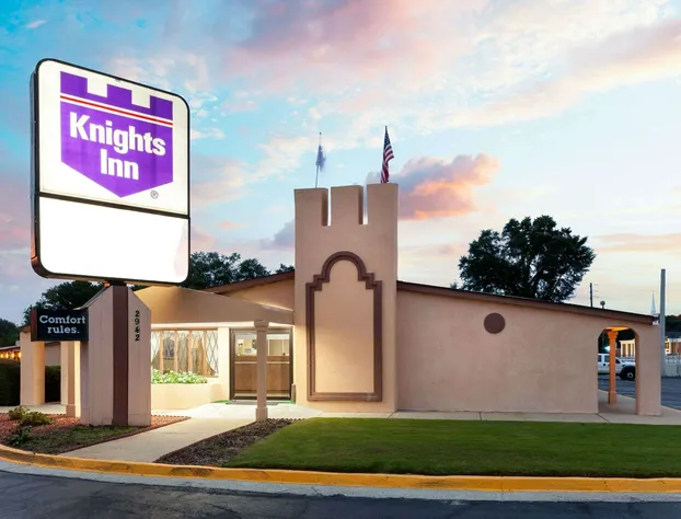 Knights Inn Tucker hotel detail image 3